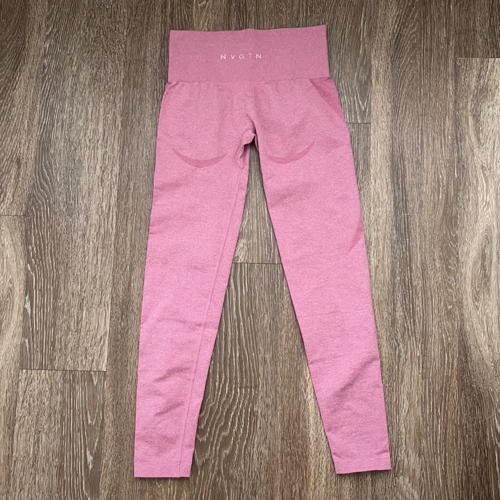 NVGTN Pastel Pink Seamless Leggings size S